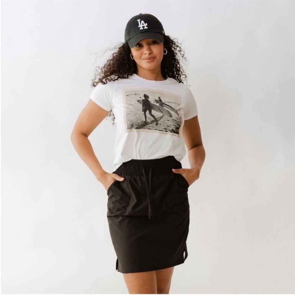 Albion the away skirt black travel stretch XS